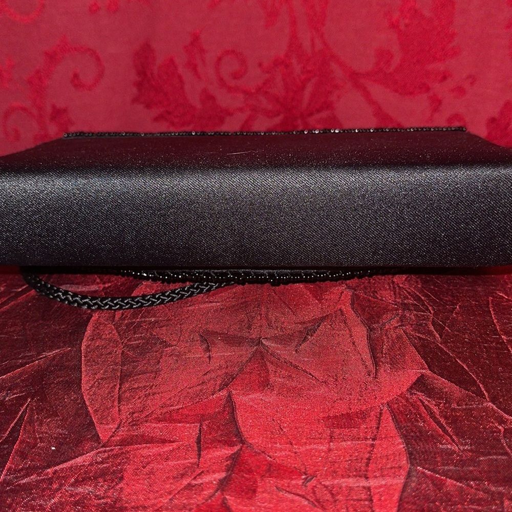 La Regale Black‎ Beaded Evening Bag - Picture 6 of 11